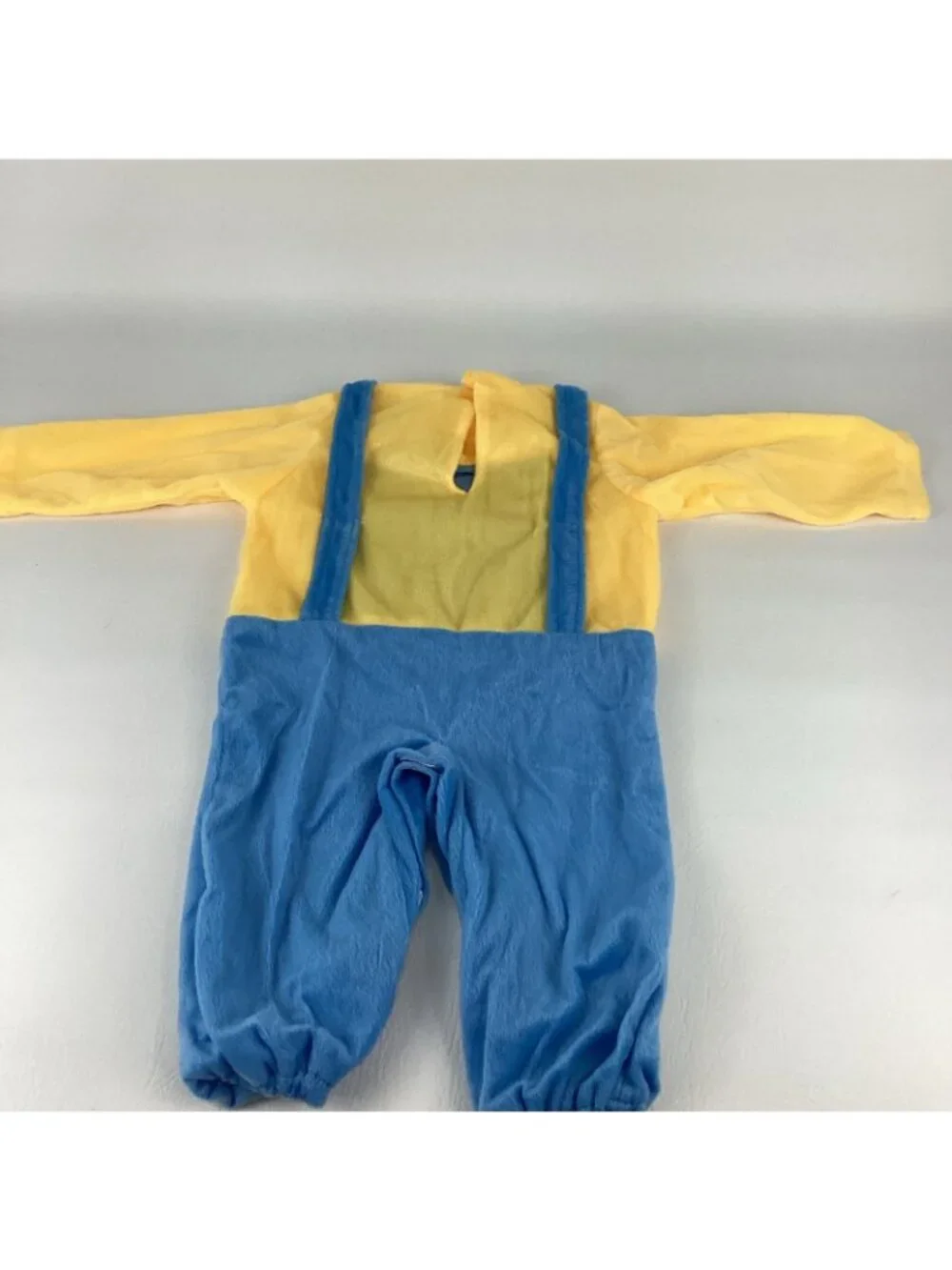 Despicable Me Minion Costume Infant Hat Jumpsuit Halloween 3-6mo Rubie's 2016 - Picture 4 of 7